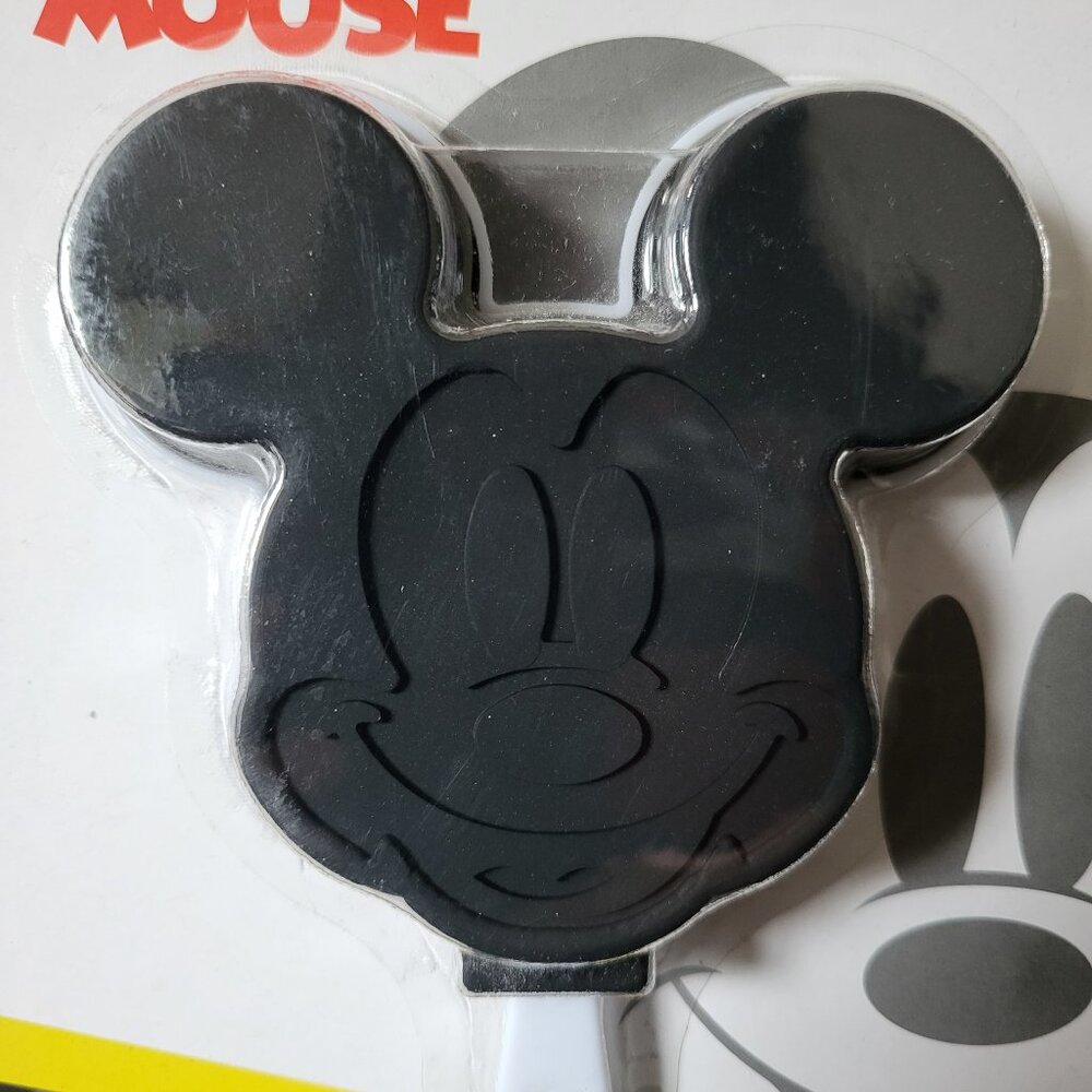 Brand NEW Disney Mickey Mouse Silicone Ice Pop Popsicle / Chocolate Treat Maker